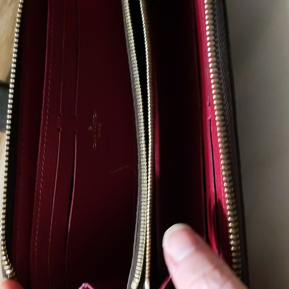 LV zippy wallet - Picture 5 of 16